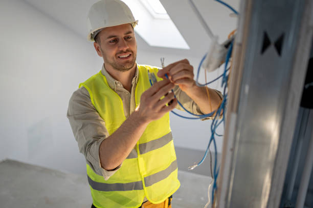Best 24-Hour Electrician  in Niagara, WI